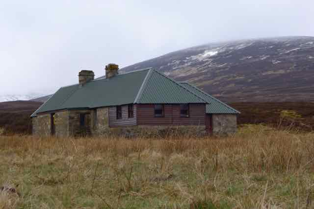 Tarf hotel bothy